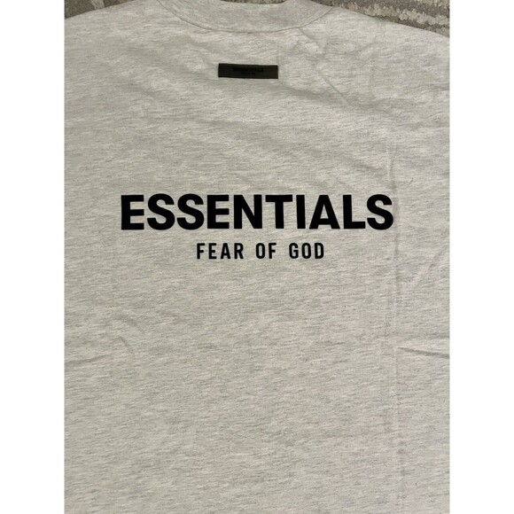 Fear of God Essentials Light Oatmeal Short Sleeve T-Shirt Size Large (SS22) XL - Picture 8 of 11